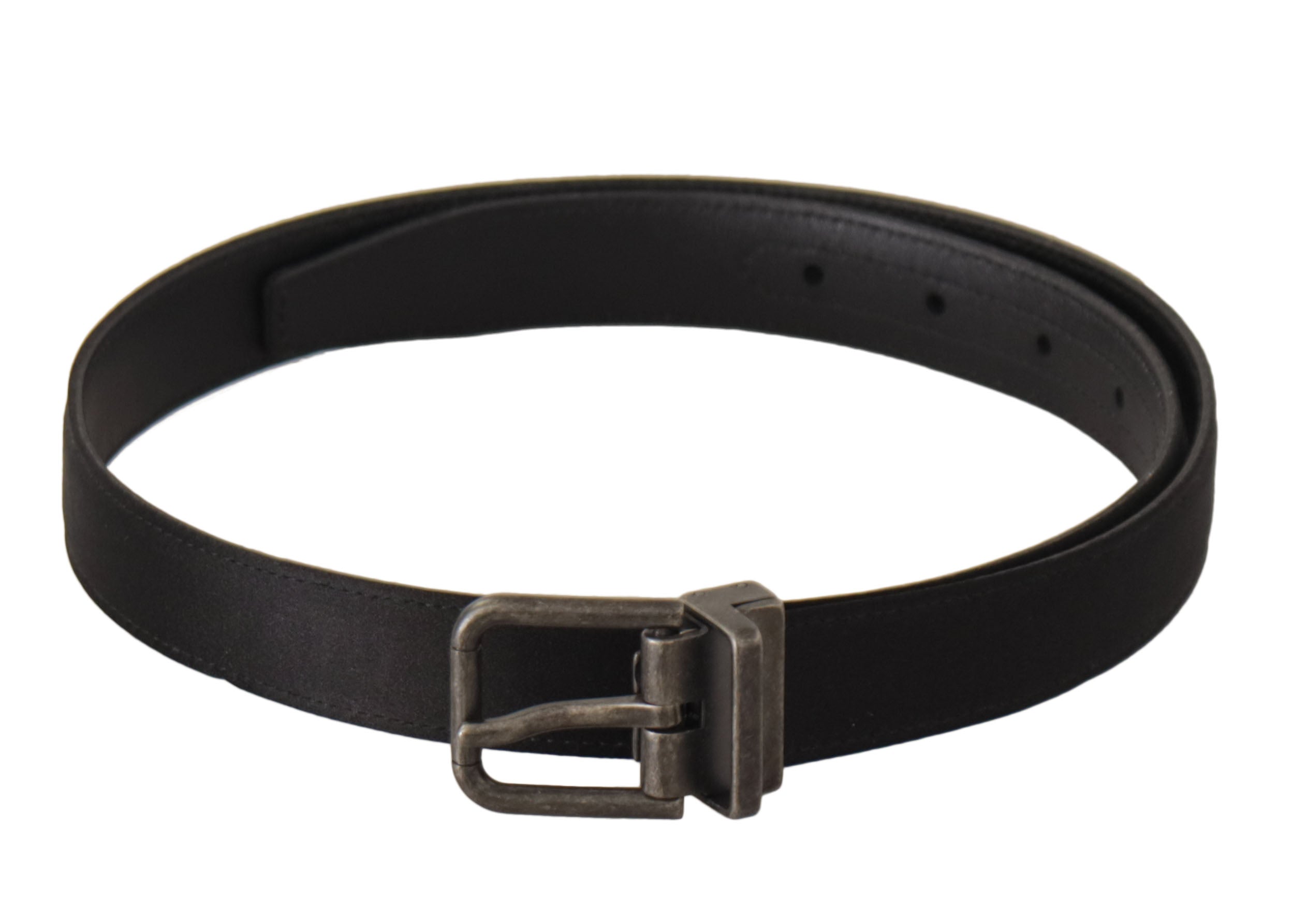 Bälte i svart kalvskinnsläder med vintage-metallspänne