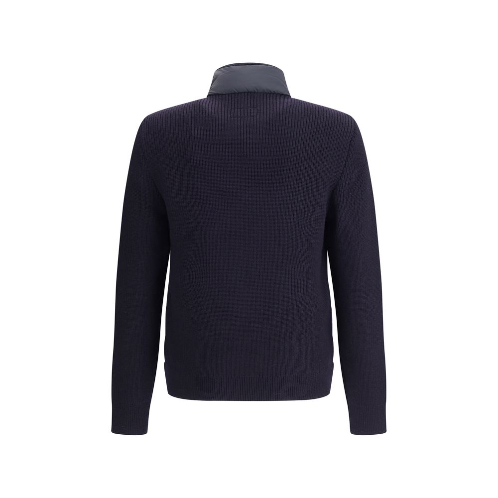 Blå nylonjacka i helängd