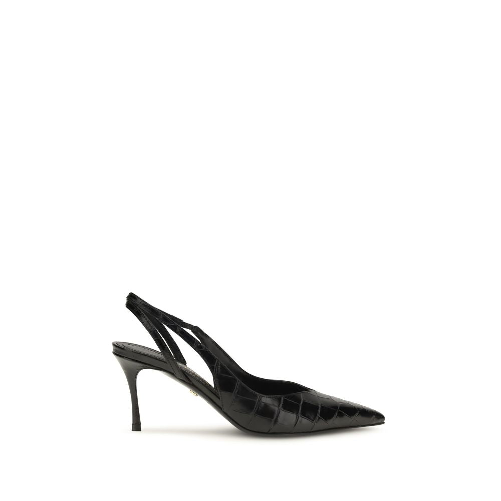 Ferragamo Black Calf Leather Pumps