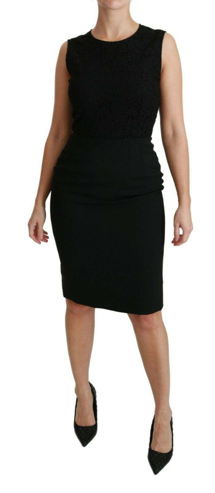 Svart blommig spetsklänning i fodral