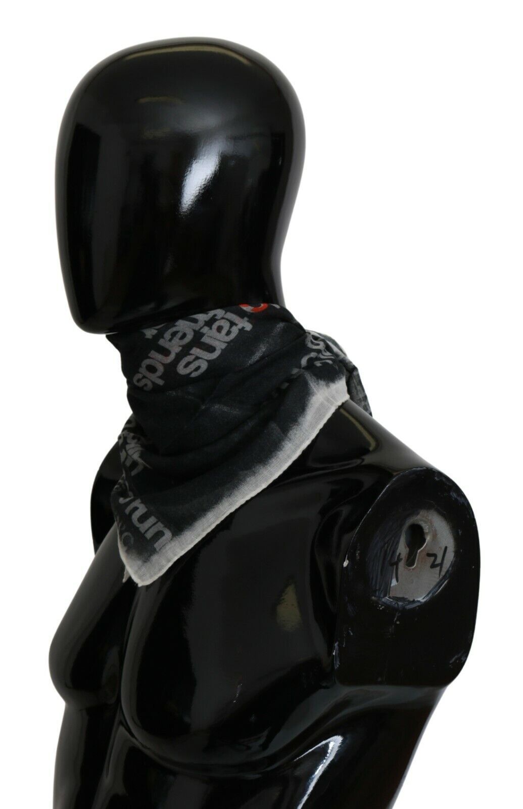 Svartvit mönstrad foulard i ull och viskos