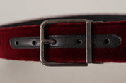 Bordeauxfärgad sammetshudsklädd, bred vintage-krokbälte