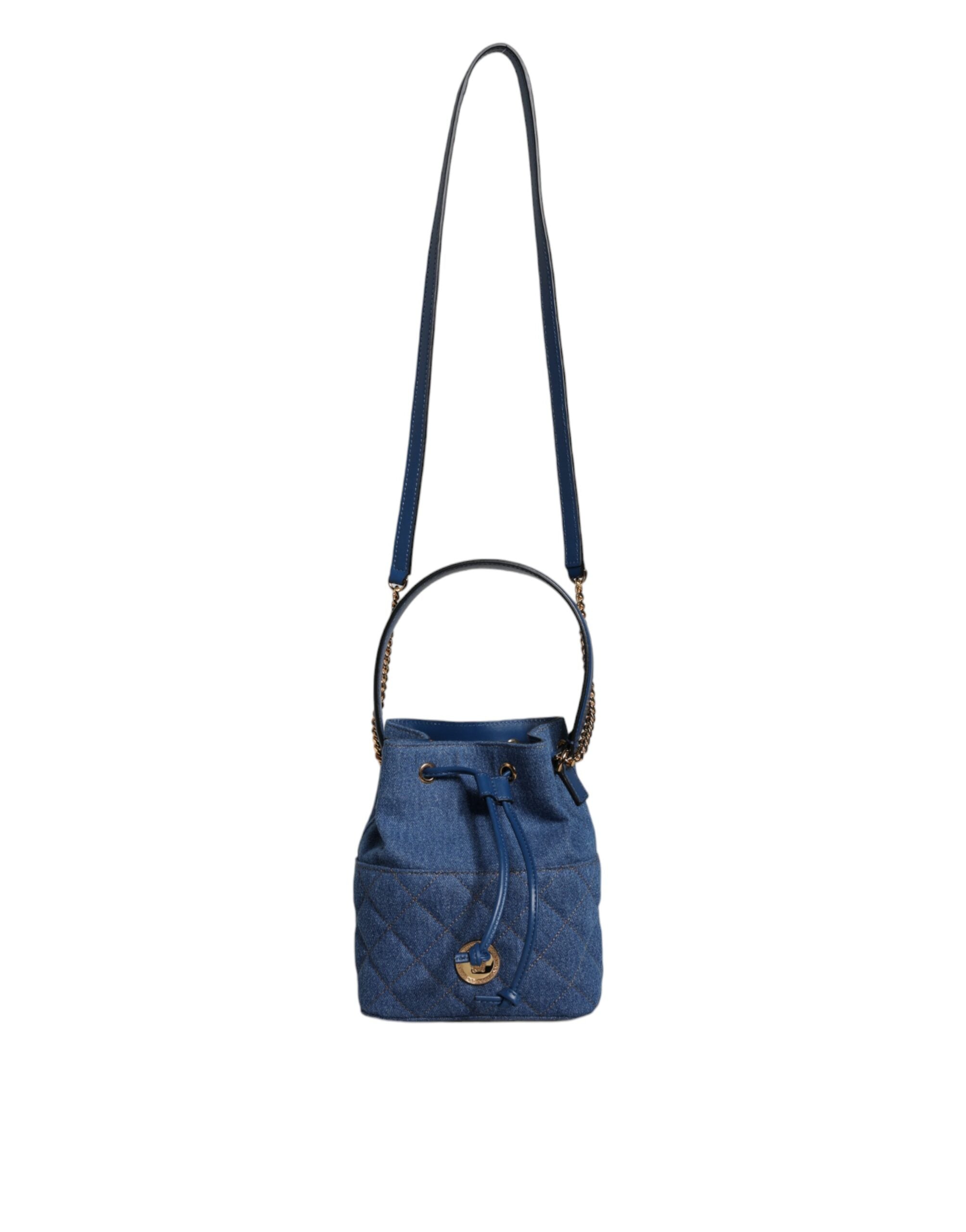 Blå quiltad läderaxelväska i denim