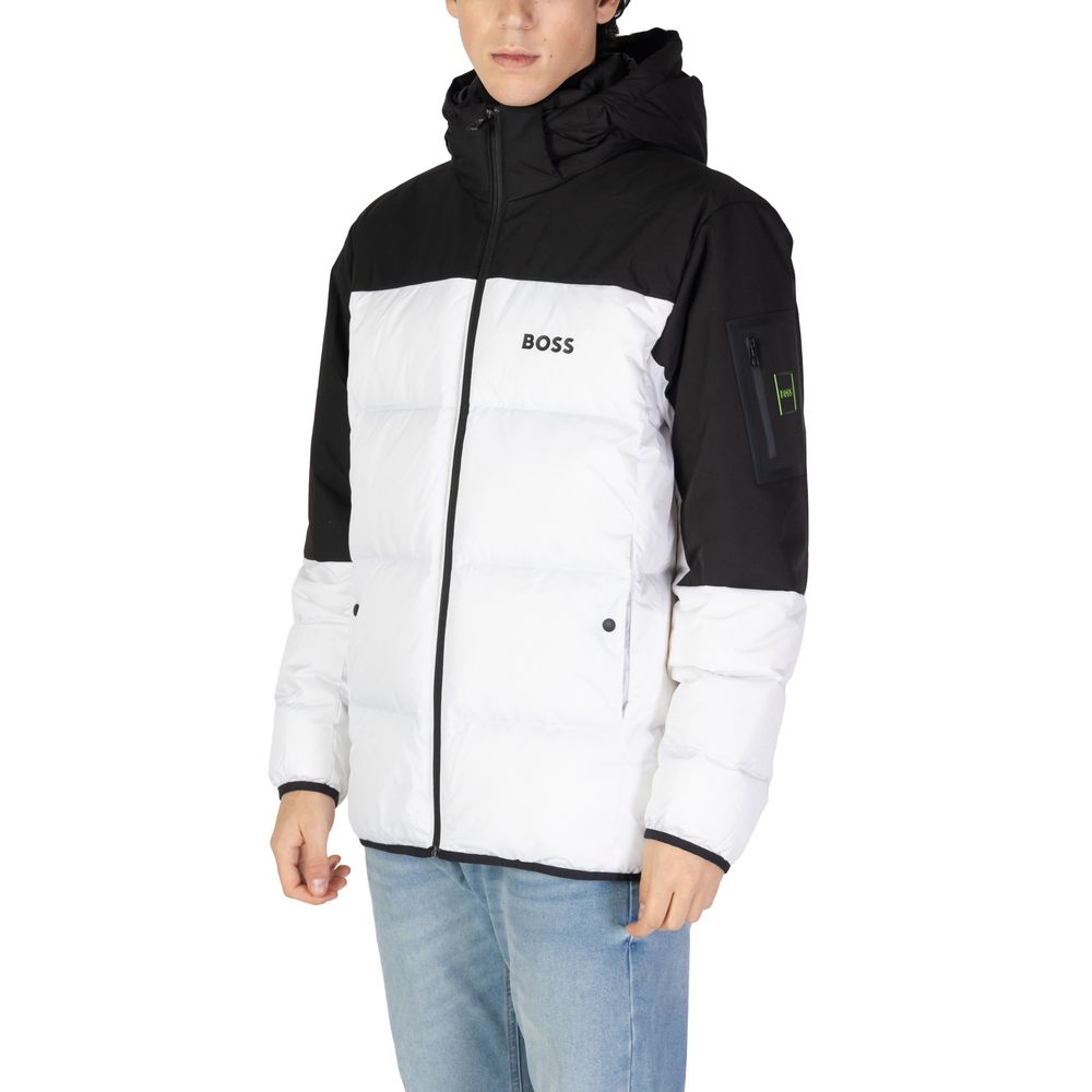 Vita jackor och kappor av återvunnen polyester