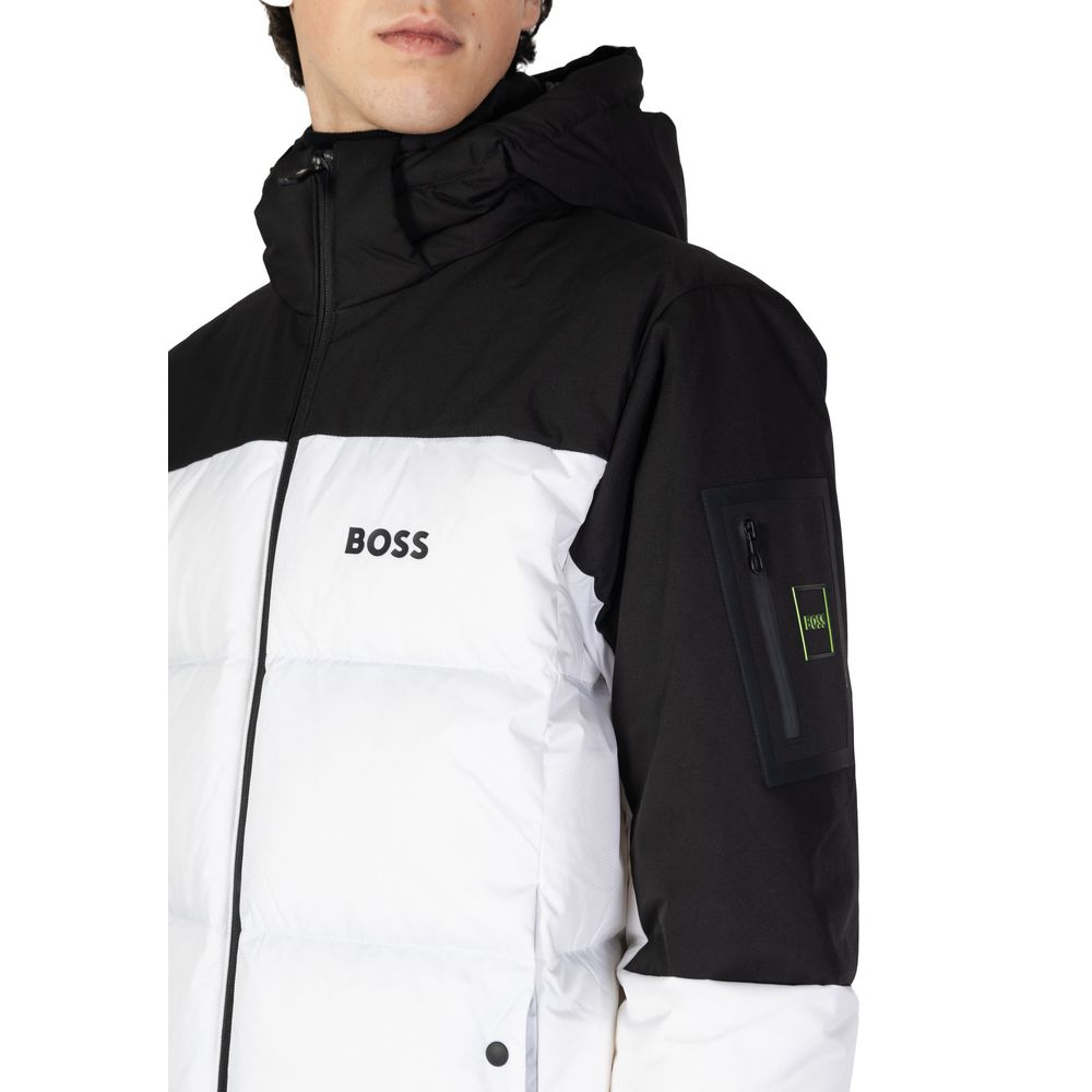 Vita jackor och kappor av återvunnen polyester