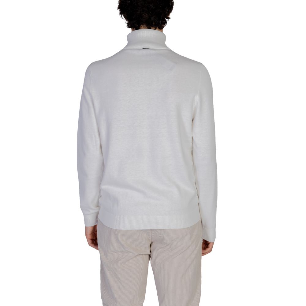 White Cotton Turtleneck