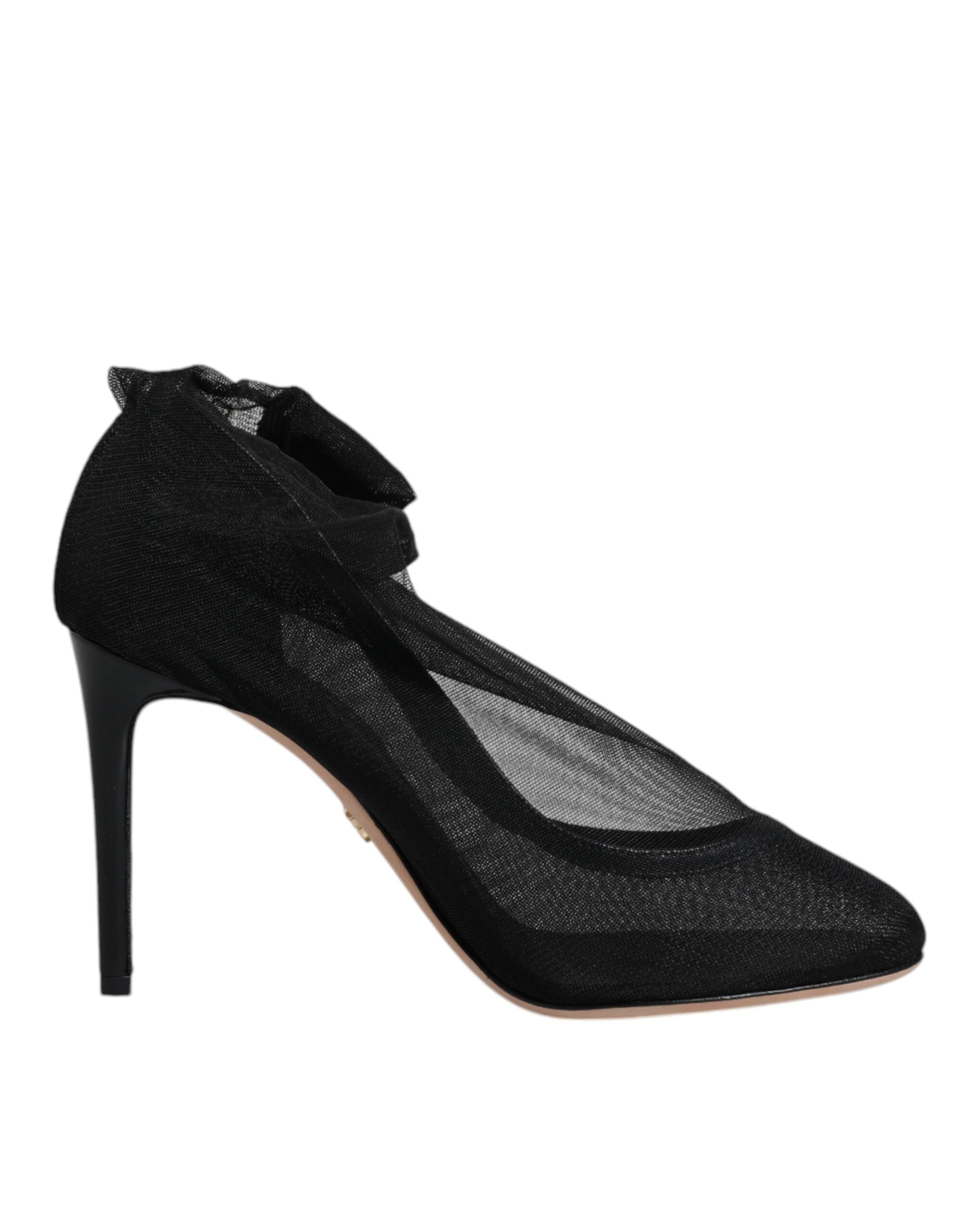 Svarta nylonstrumpor med mesh-struktur, sockformade skor