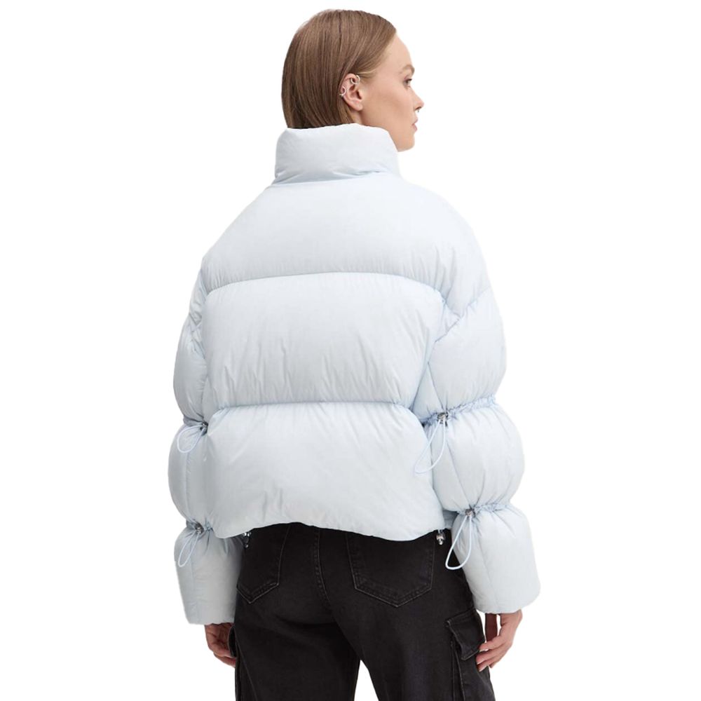 Ljusblå nylonjacka för damer