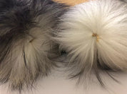 Brun rävsvanspälssjal med halsringning och krage