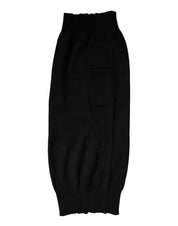 Svart kashmirhalsduk med logotypdetaljer