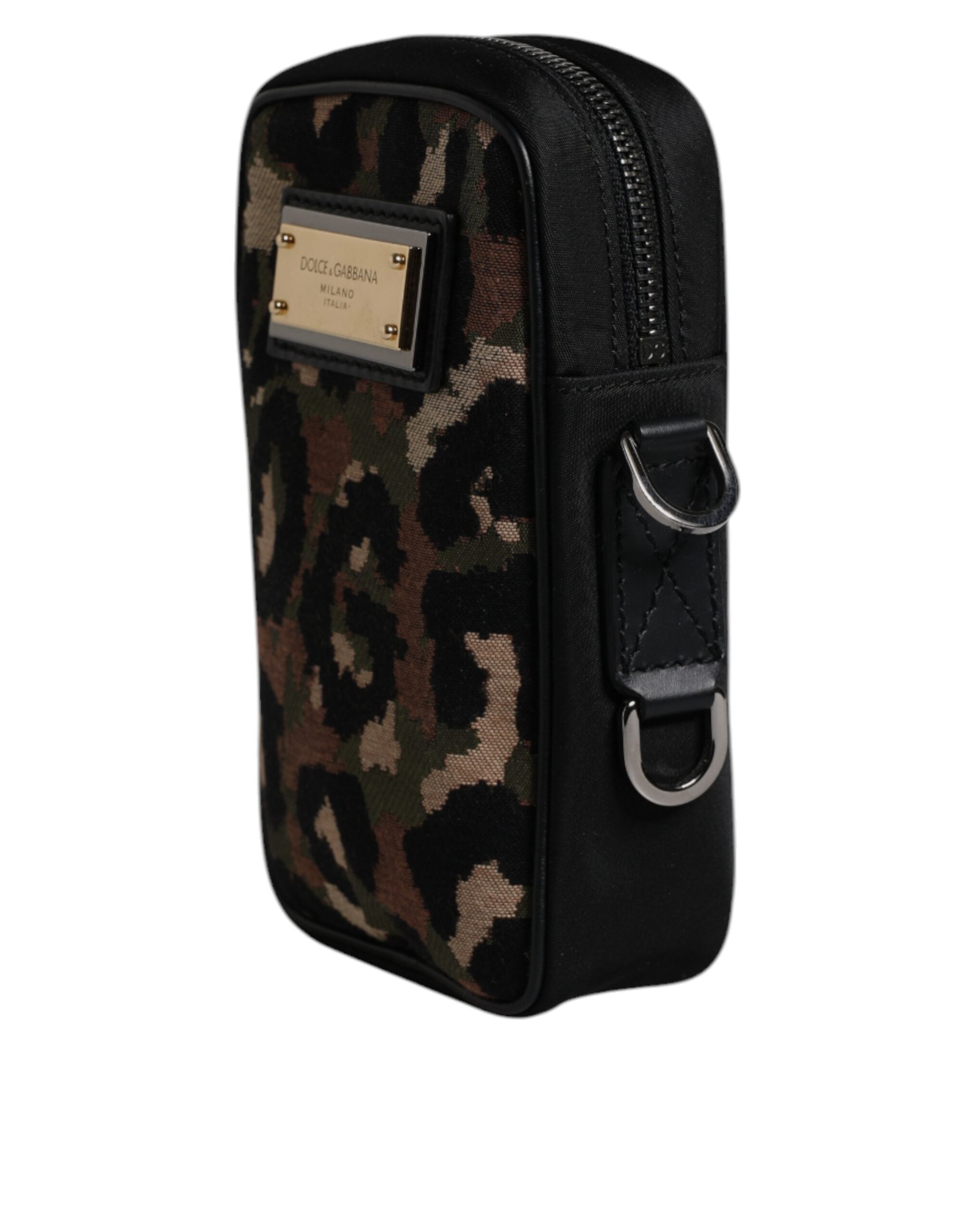 Flerfärgad leopardjacquardväska med logoplack och halsrem