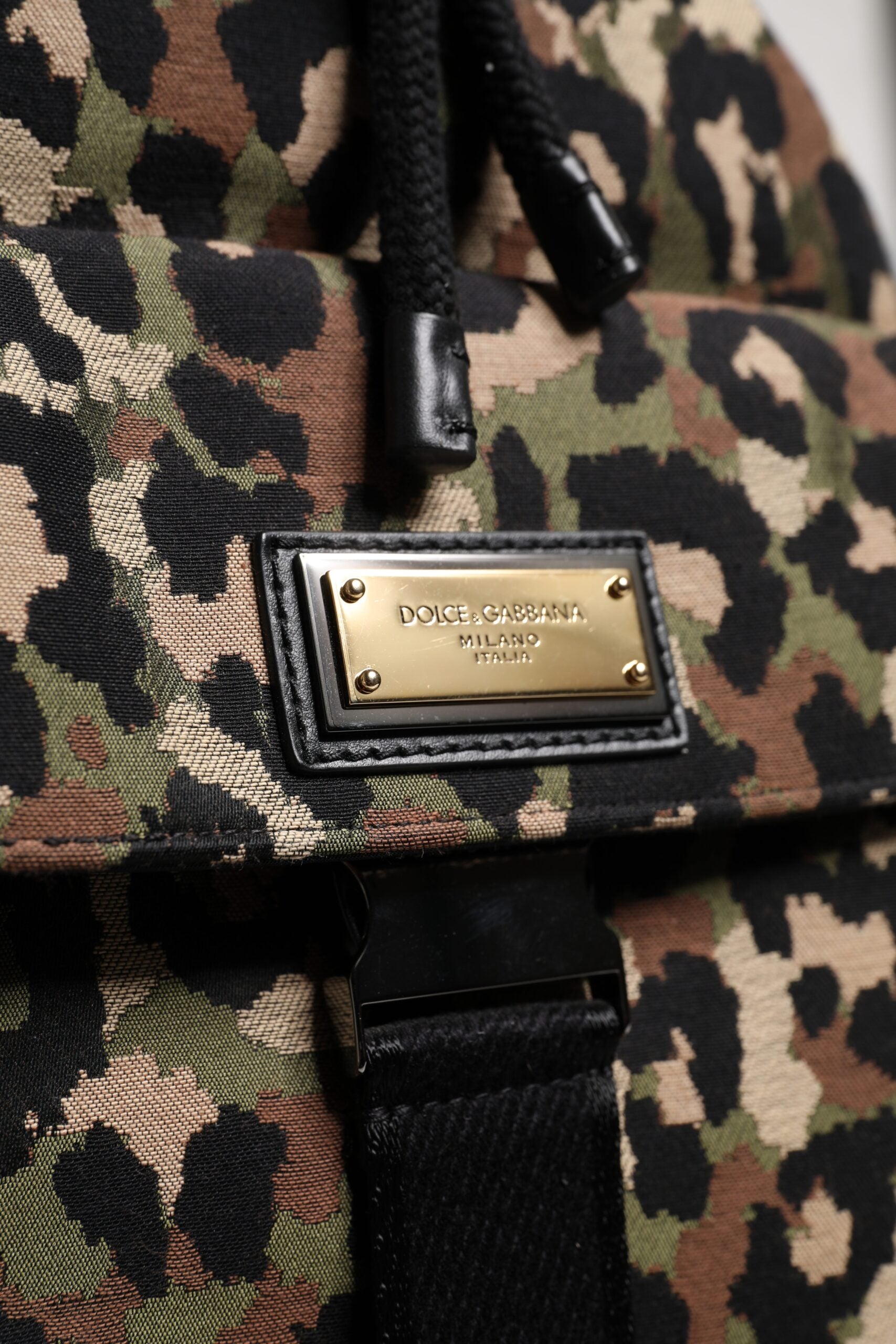 Dolce & Gabbana Leopardfärgad Axelväska i Bomullsblandning