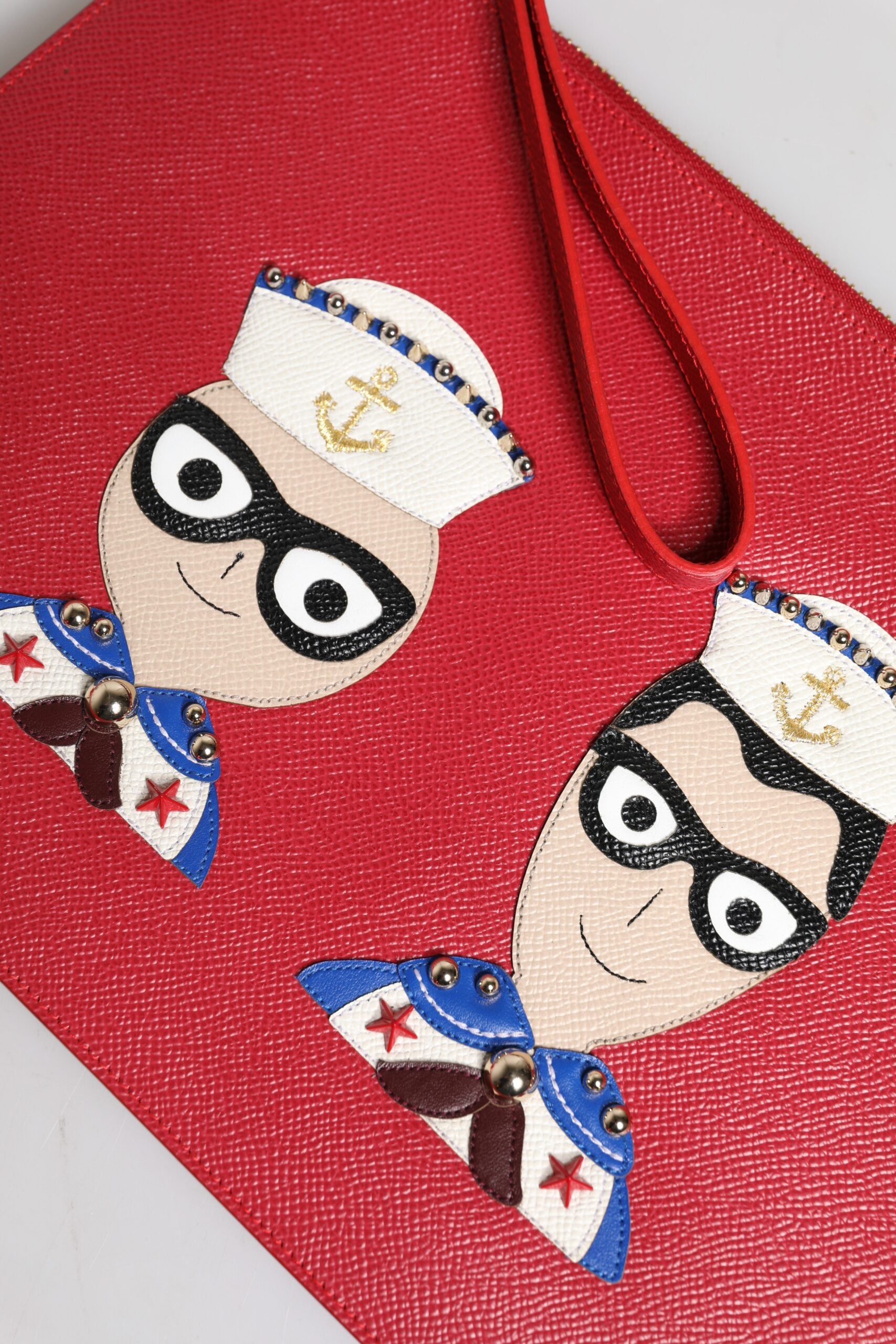 Röd #DGFamily Utsmyckad Läderkuvertväska