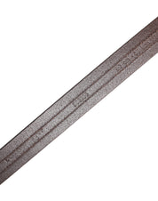 Bordåbrun läderbälte med metalllogobuckel