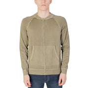 Green Cotton Sportswear