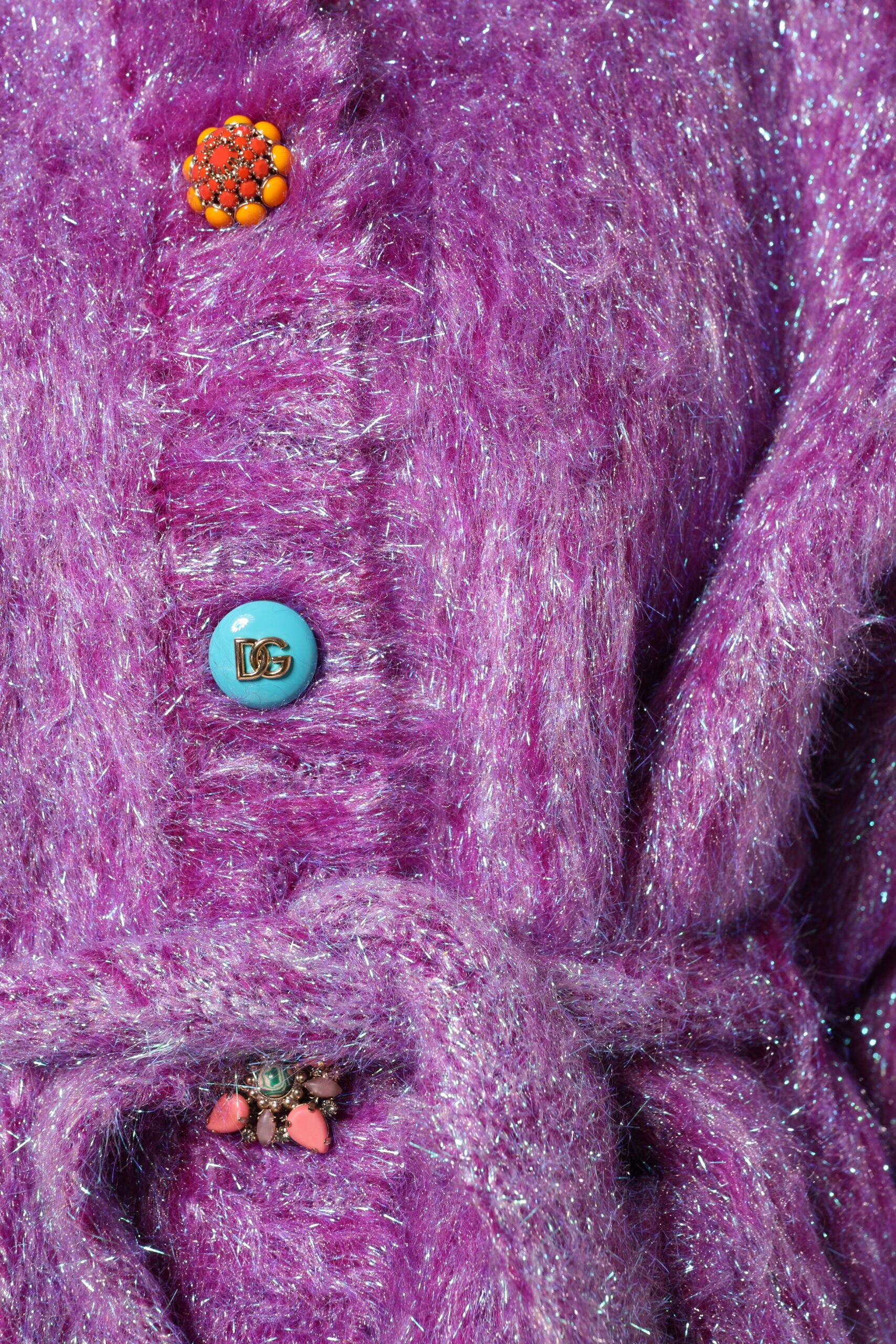 Svart quiltad axelväska i läder med Devotion Heart-motiv