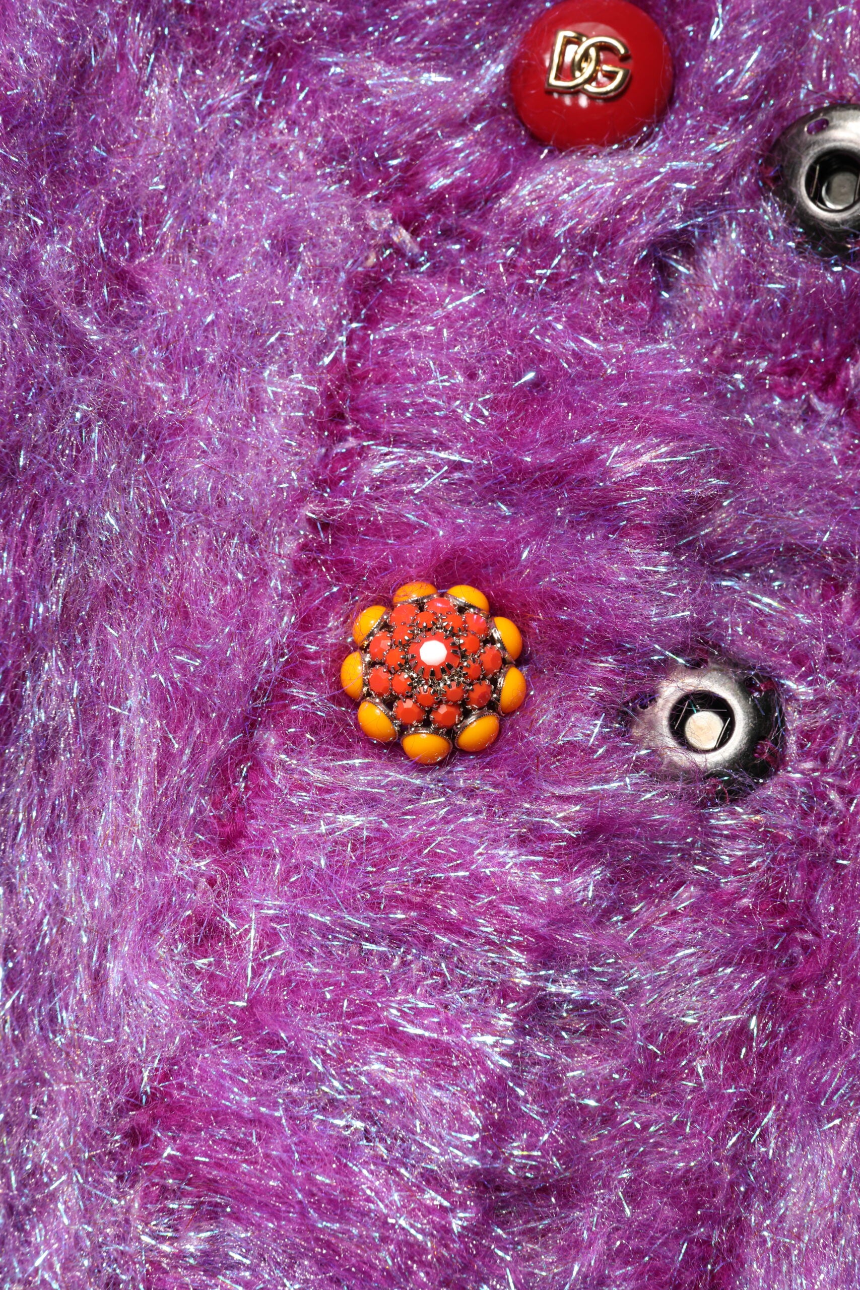 Svart quiltad axelväska i läder med Devotion Heart-motiv