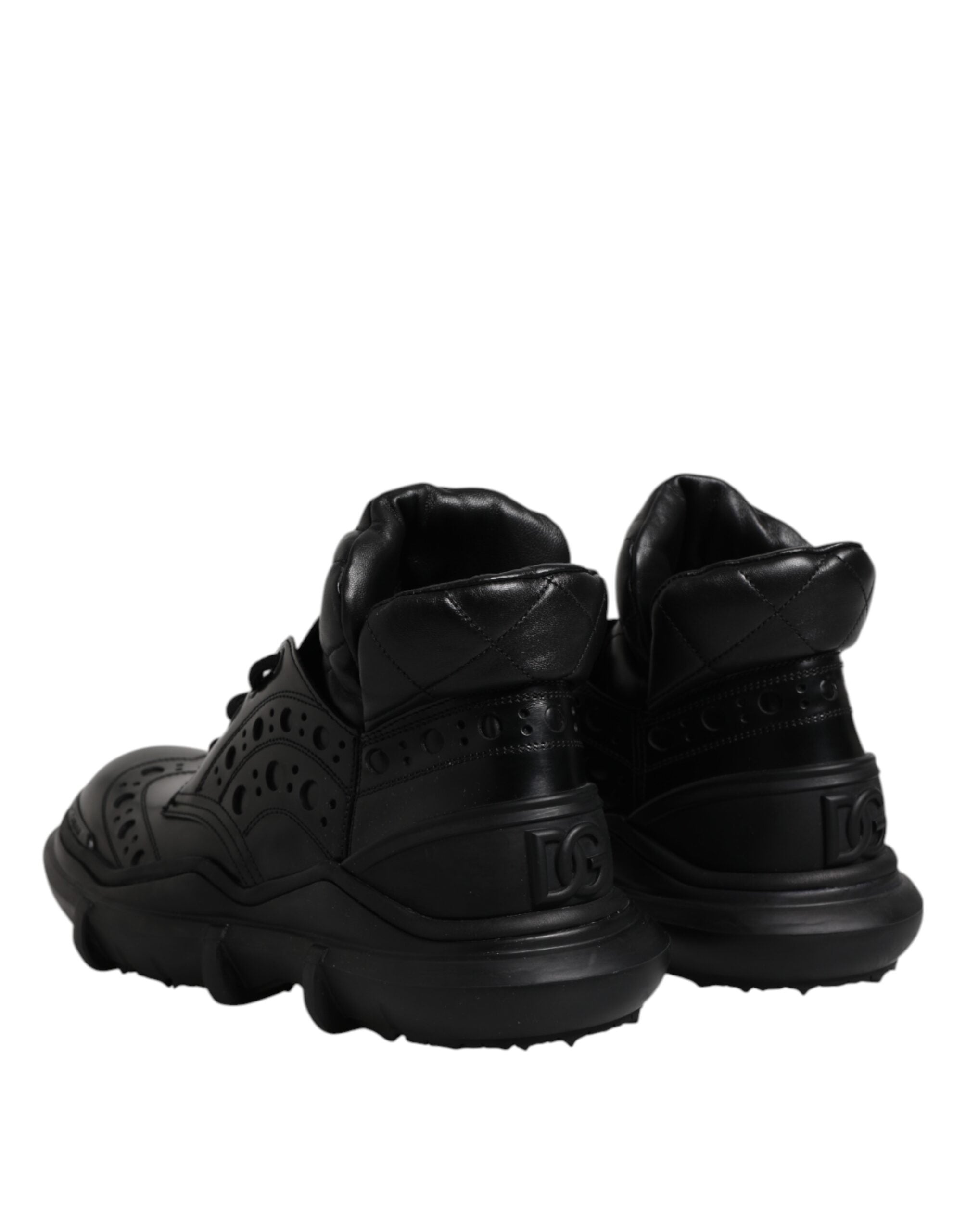 Svarta läderboots för män, vardagsmodell.