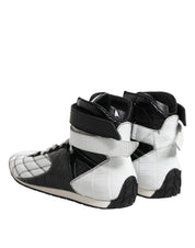 Svarta och vita lädersneakers med höga skaft