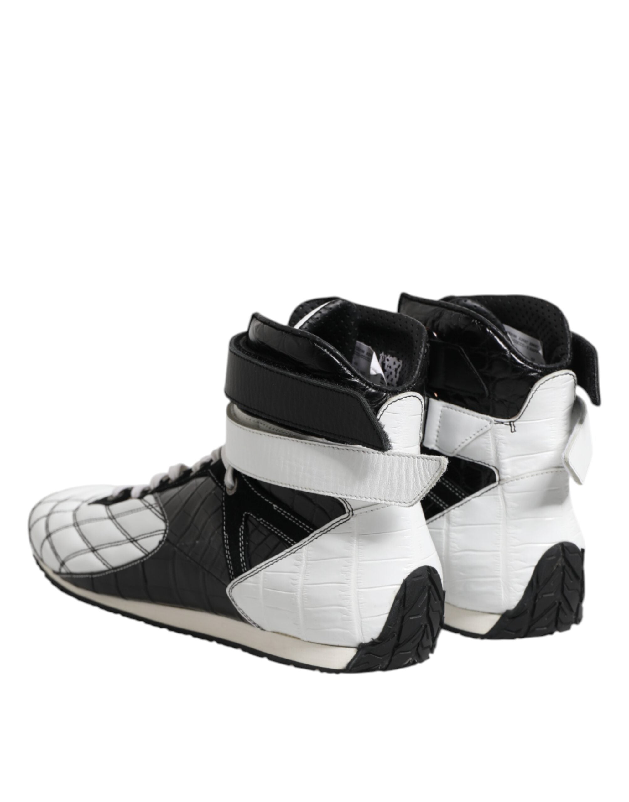 Svarta och vita lädersneakers med höga skaft
