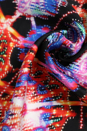 Svart sidenscarf med flerfärgat tryck