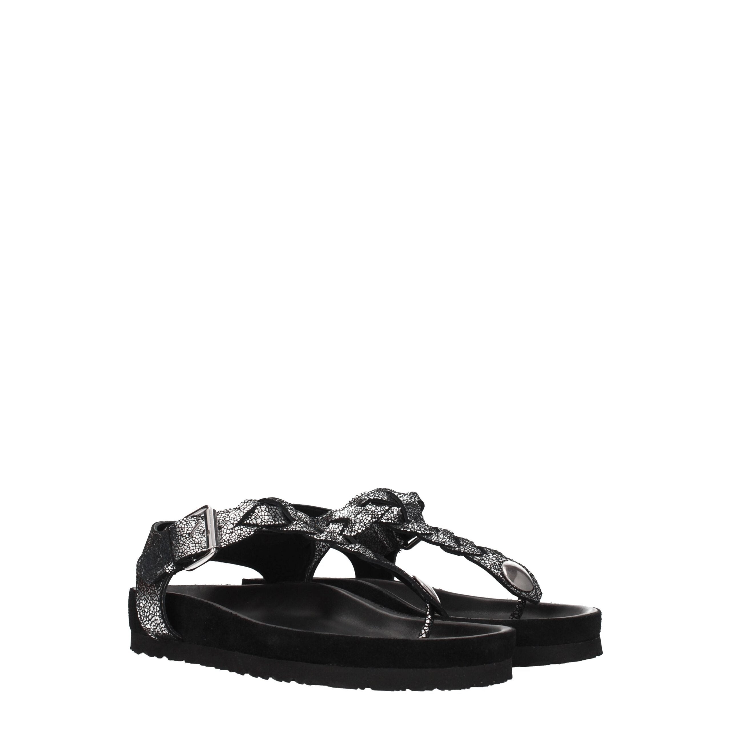 Svarta mocka flip-flop sandaler med framdetalj