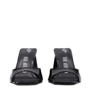 Svarta sandaler med öppen tå och stilettklack i lackskinn