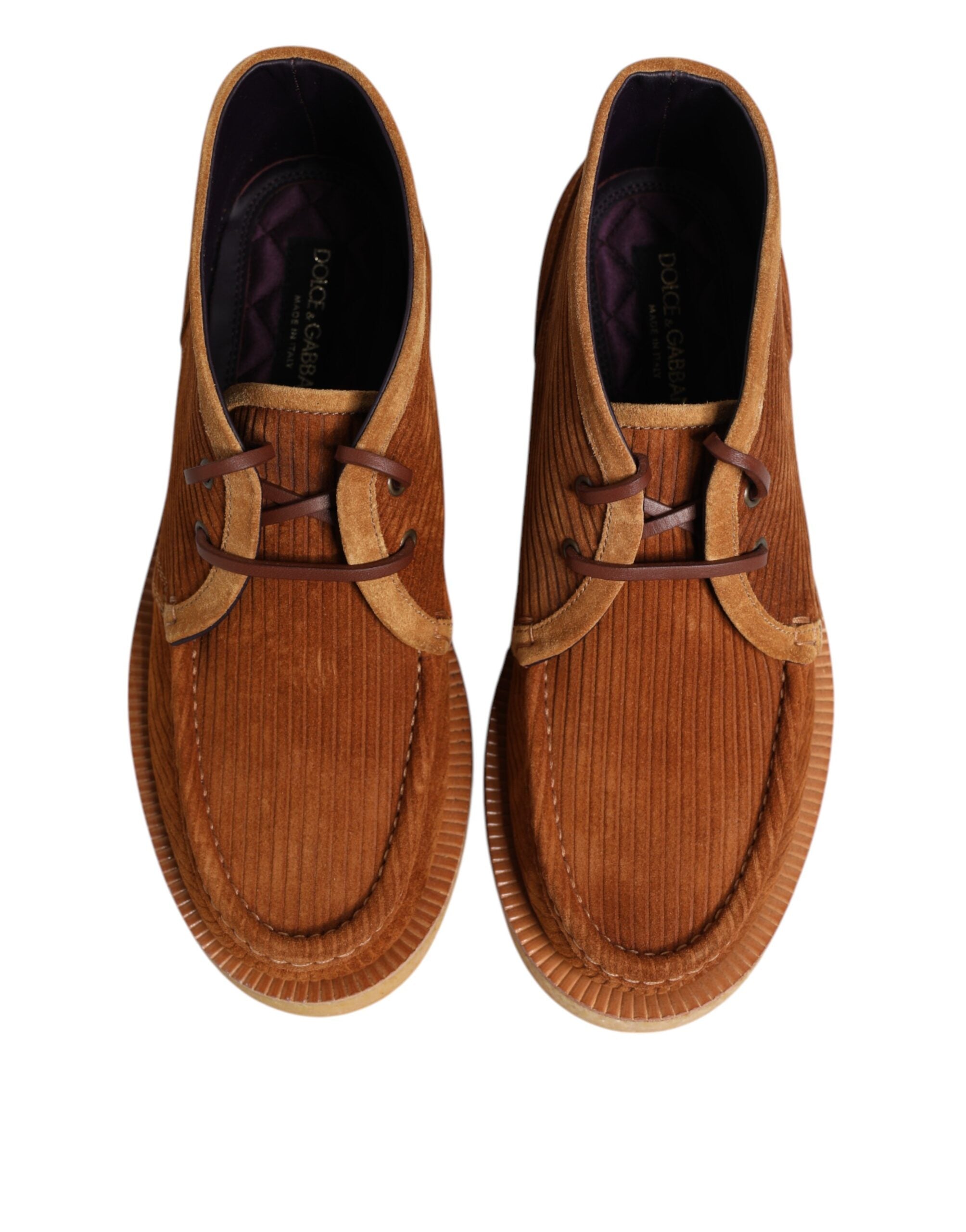 Bruna ankelstövlar i mocka, nubuck och läder med snörning
