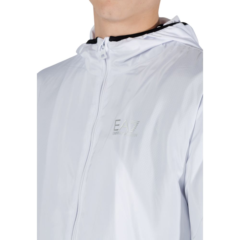 Vita jackor och kappor i polyester