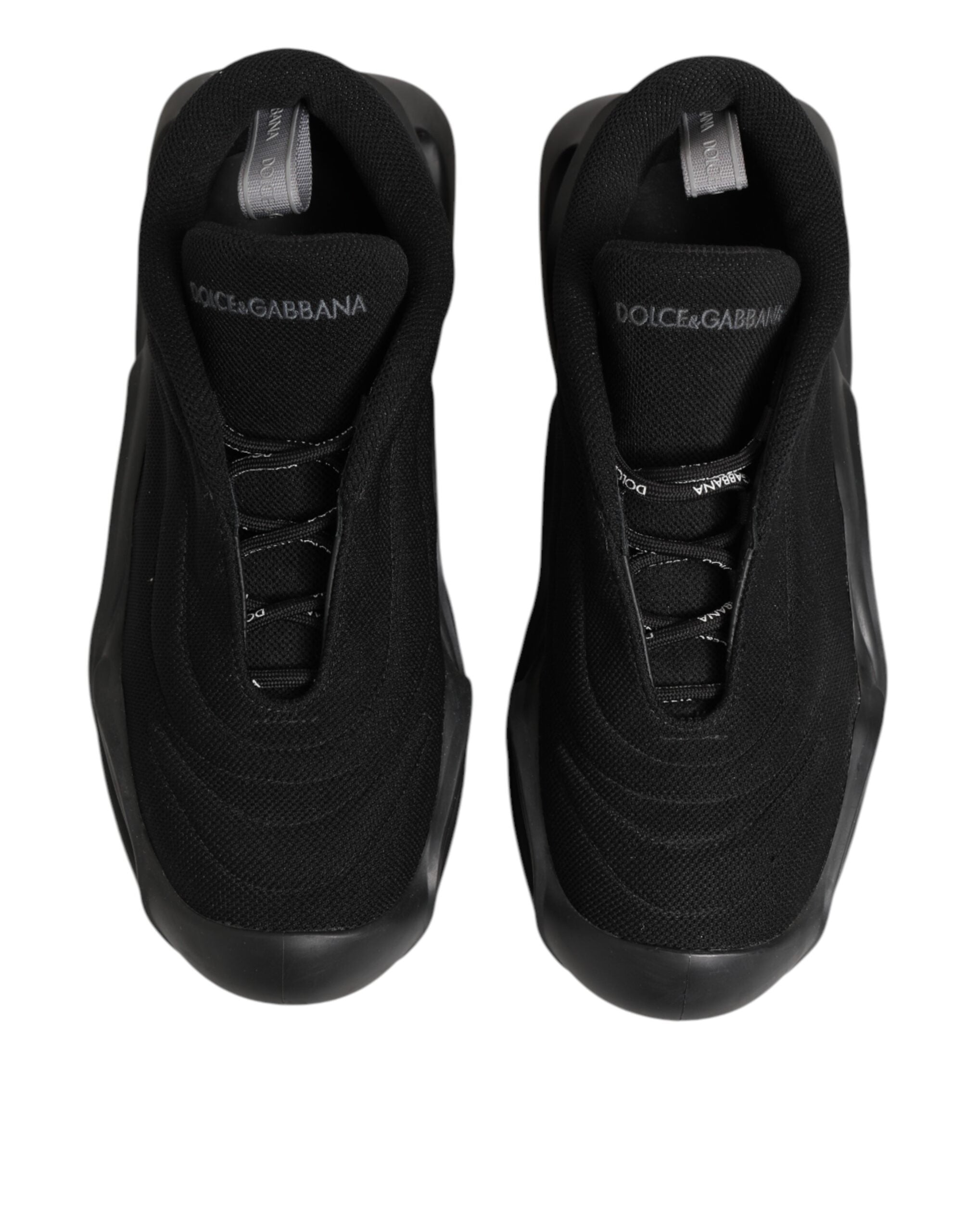 Svarta låga sneakers med syntetisk snörning