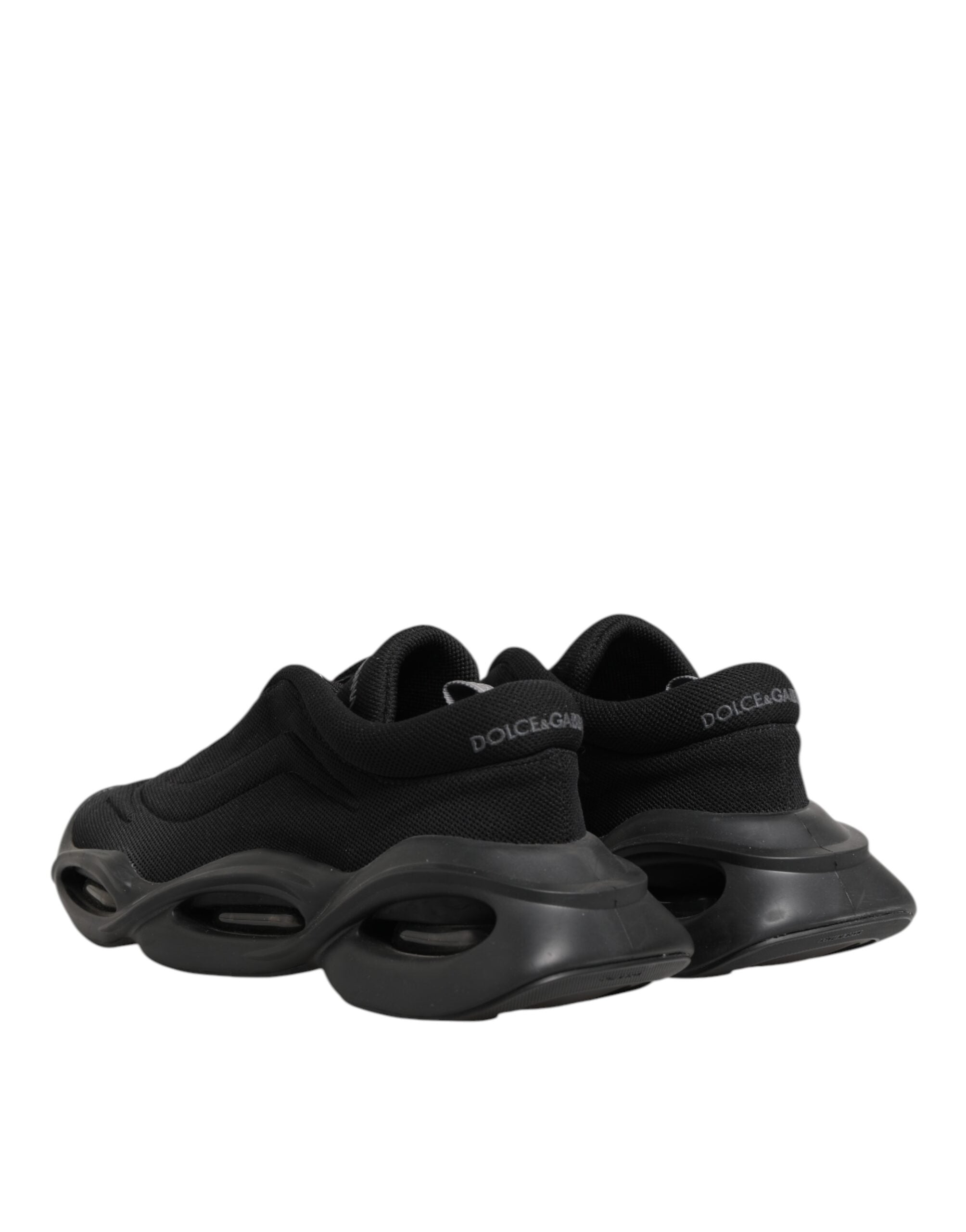 Svarta låga sneakers med syntetisk snörning