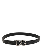 Bälte i exotiskt läder med DG-logobrooch i svart.