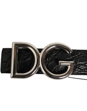 Bälte i exotiskt läder med DG-logobrooch i svart.