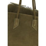 Axelväska i kalvskinn med geometrisk design